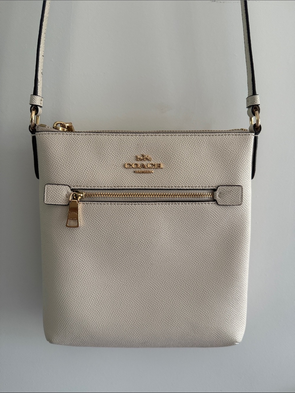 Coach Crossbody Bag in Light Cream with Gold Hardware